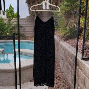 H&M Velvet Leopard Dress in Black size 8 US